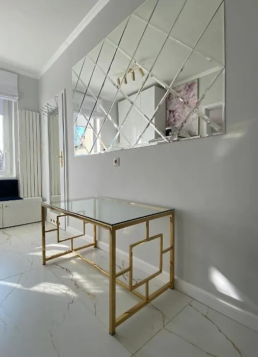 Glamour Apartment przy plaży, z parkingiem prywatnym-1